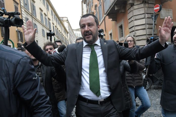 Ue, scontro tra Francia e Italia: Salvini non ci sta