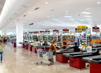 Torino: vigilante colpito al supermercato, arrestato un 26enne