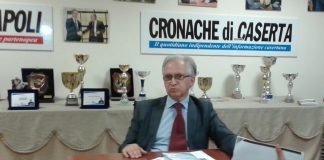 Antonio Del Monaco nella redazione di Cronache di Napoli e di Caserta