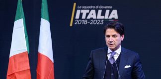 Il curriculum di Giuseppe Conte