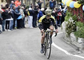 Ciclismo, Giro d’Italia: Yates trionfa in solitaria a Sappada