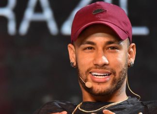 Calcio, Neymar spaventa il PSG: “Mi piacerebbe giocare per Guardiola”.