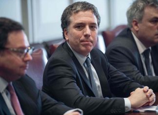 Argentina, ministo Finanze incaricato di negoziatore con Fmi