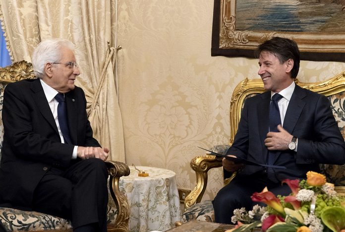 Governo, Sergio Mattarella riceve Giuseppe Conte al Quirinale