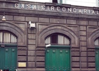 Quarto (Napoli), droga nell’abitazione: due fratelli in galera Il carcere di Poggioreale