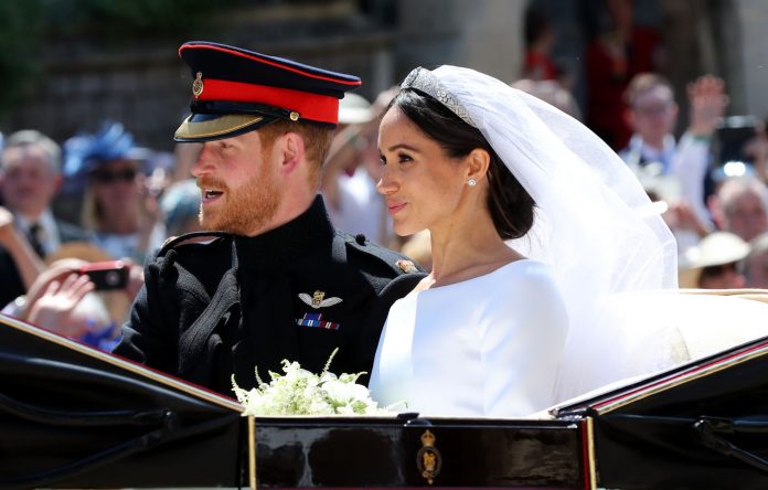 Royal wedding, parata in carrozza per il principe Harry e Meghan