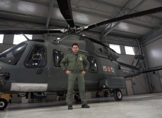 Un bagnante colto da un malore: salvato dall’Aeronautica Militare