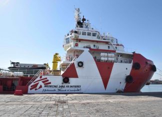 Beversluis: “Mi sono fermato a parlare coi ragazzi nigeriani a bordo”