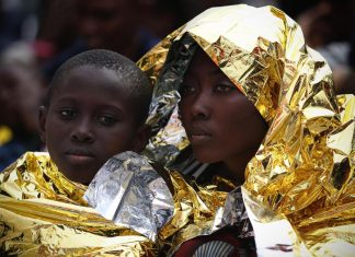 Immigrazione, l’Usa: “E’ irragionevole separare i bambini dai genitori”