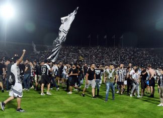 Sfida playout di Serie B: pari a reti inviolate tra Ascoli ed Entella, bianconeri salvi