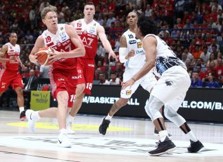 Basket, serie scudetto: l’Olimpia concede il bis. Jerrells-Goudelock abbattono Trento