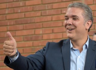 Colombia, la destra torna al potere con Duque: “Modificheremo l’accordo con le Farc”