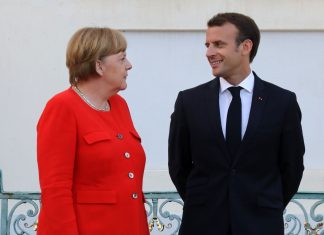 Macron contro l’Italia: “I populisti sono la lebbra. Crescono ovunque”