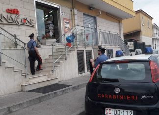Casandrino (Napoli), rapina una pasticceria e spara 3 colpi di pistola: preso 48enne