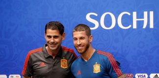 Il ct della Spagna Fernando Hierro e il capitano Sergio Ramos pronti per l'esordio ai Mondiali