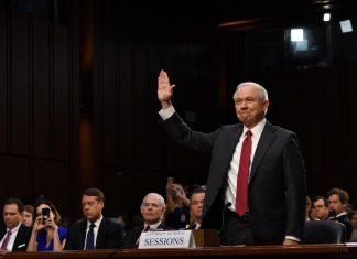 Russiagate, Trump: indagine farsa, disastrosa per rapporti Usa-Mosca