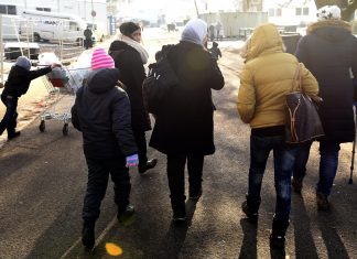Migranti, Germania vuole accelerare rimpatri per Algeria, Marocco e Tunisia