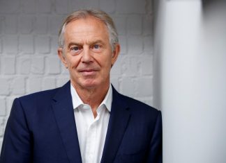 Brexit, Blair chiede 2° referendum per rimediare al caos