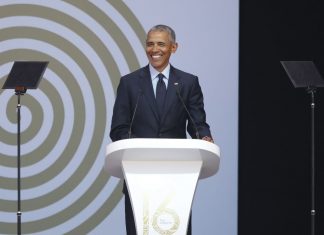 Al ‘Mandela speech’ Obama attacca Trump: “No alla politica della paura”