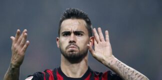 Milan - Inter Foto LaPresse/Spada 20 Novembre 2016 Milano (Italia) Sport Calcio Milan vs Inter - Campionato italiano di calcio Serie A TIM 2016/2017 - Stadio "Giuseppe Meazza" Nella foto : esultanza dopo gol 2-1 Suso Photo LaPresse/Spada November 20, 2016 Milan (Italy) Sport Soccer Milan vs Inter - Italian Football Championship League A TIM 2016/2017 - "Giuseppe Meazza" Stadium In the pic: celebrates after scoring 2-1 Suso