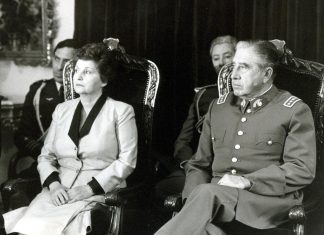 Cile, tribunale ordina sequestro 1,6 mln beni famiglia di Pinochet