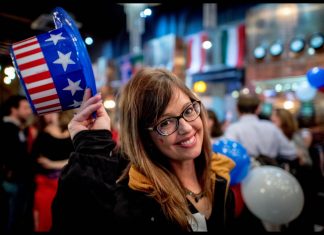 Midterm, ai Dem il seggio del Senato per l’Arizona: prima senatrice bisex nella storia degli Usa