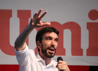 Pd, Martina apre la Festa dell’Unità e attacca: “Questo governo è indecente”