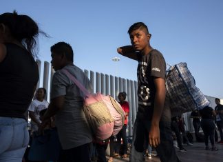 Migranti, in Australia 1° barcone da 2014: naufragio fra coccodrilli