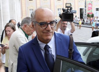 Genova, il procuratore Cozzi: “Nessuna fretta di demolire il ponte, salvaguardiamo le prove”