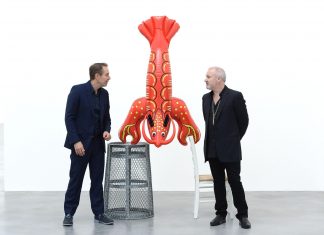 Francia, Jeff Koons lunedì in tribunale: Naf Naf lo accusa di plagio