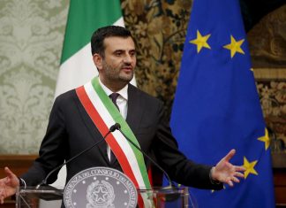 Periferie, De Caro scrive al premier Conte: “Intervenga”