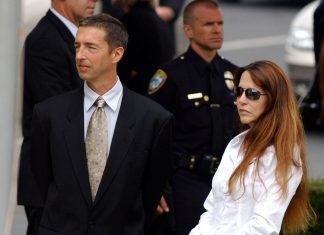 Usa, la figlia di Reagan difende Ford: “Anch’io abusata e in silenzio per decenni”