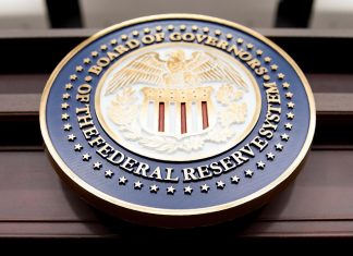 Federal Reserve verso la stretta nonostante Trump. Tensioni in Argentina