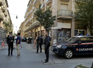 Reggio Calabria, litiga con gestore bar e incendia il locale: arrestato