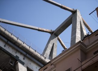 Genova, Fraccaro: ponte non sarà ricostruito da Autostrade