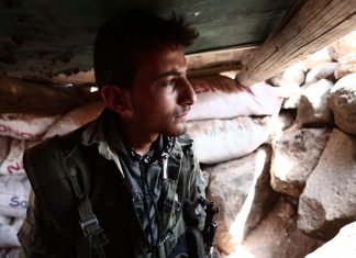 Siria, fiato sospeso per Idlib: Damasco pronta a offensiva finale