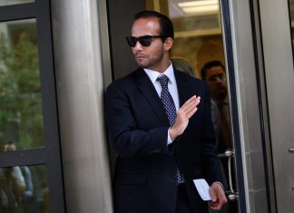 Russiagate, scatta la prima condanna: in carcere Papadopoulos, ex consigliere di Trump