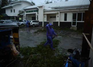 Tifone Mangkhut colpisce Filippine: 9 morti, ora va verso Cina