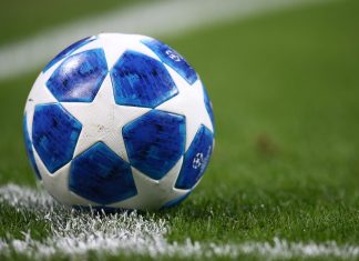 Calcio, Qatar sotto accusa: i lavoratori del Mondiale 2022 non pagati da mesi