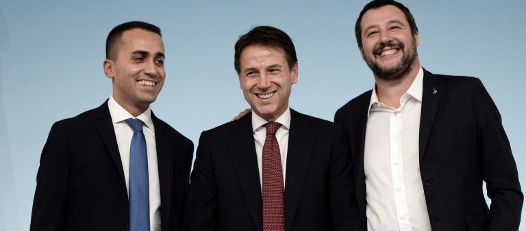 Conferenza dei capigruppo del Senato, Salvini col fiato sospeso: vuole l’Aula per la sfiducia a Conte il prima possibile. Pd diviso, Di Maio usa la carta del taglio dei parlamentari