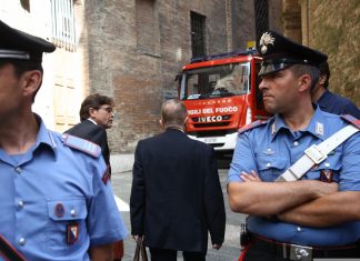 Mps, la Procura di Genova indaga sulla morte di David Rossi: perquisita la casa dell’inviato de ‘Le Iene’