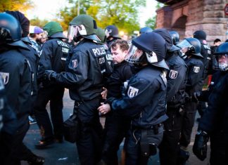 Germania, infermiere killer a processo: ha ammesso 100 omicidi