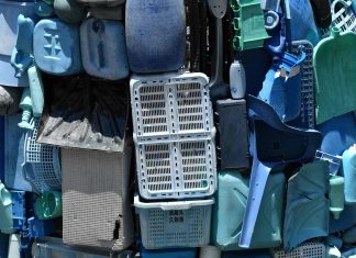 Ue, la plastica danneggia il “Made in Italy”