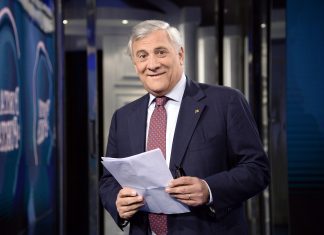 Manovra, Tajani: problema non sono Juncker e Moscovici ma è a Roma