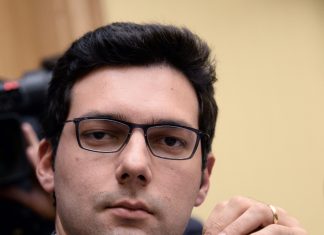 Def, D’Uva alza la voce: “Vergognosa propaganda di media e opposizioni”