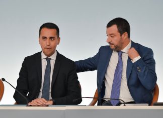 Governo, studio: per 1 italiano su 3 decidono Salvini e Di Maio