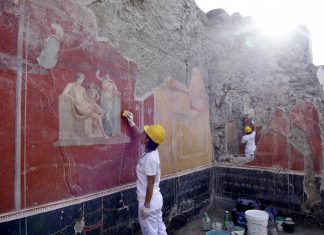 Pompei, un’iscrizione cambia la data di eruzione del Vesuvio