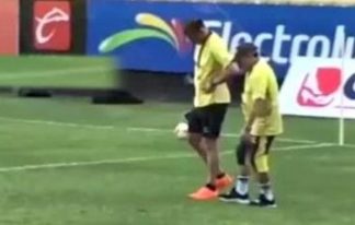 La Mano de Dios fa posto alle ginocchia di burro: Maradona dovrà operarsi