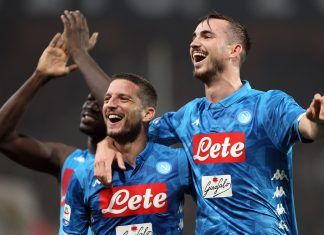 Il Napoli danza sotto la pioggia, vittoria epica a Genova