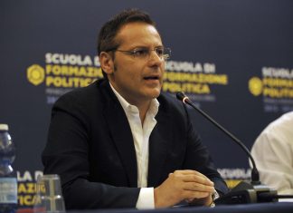 Patuanelli (M5s): trasformare reddito in sussidi impresa? Buona idea